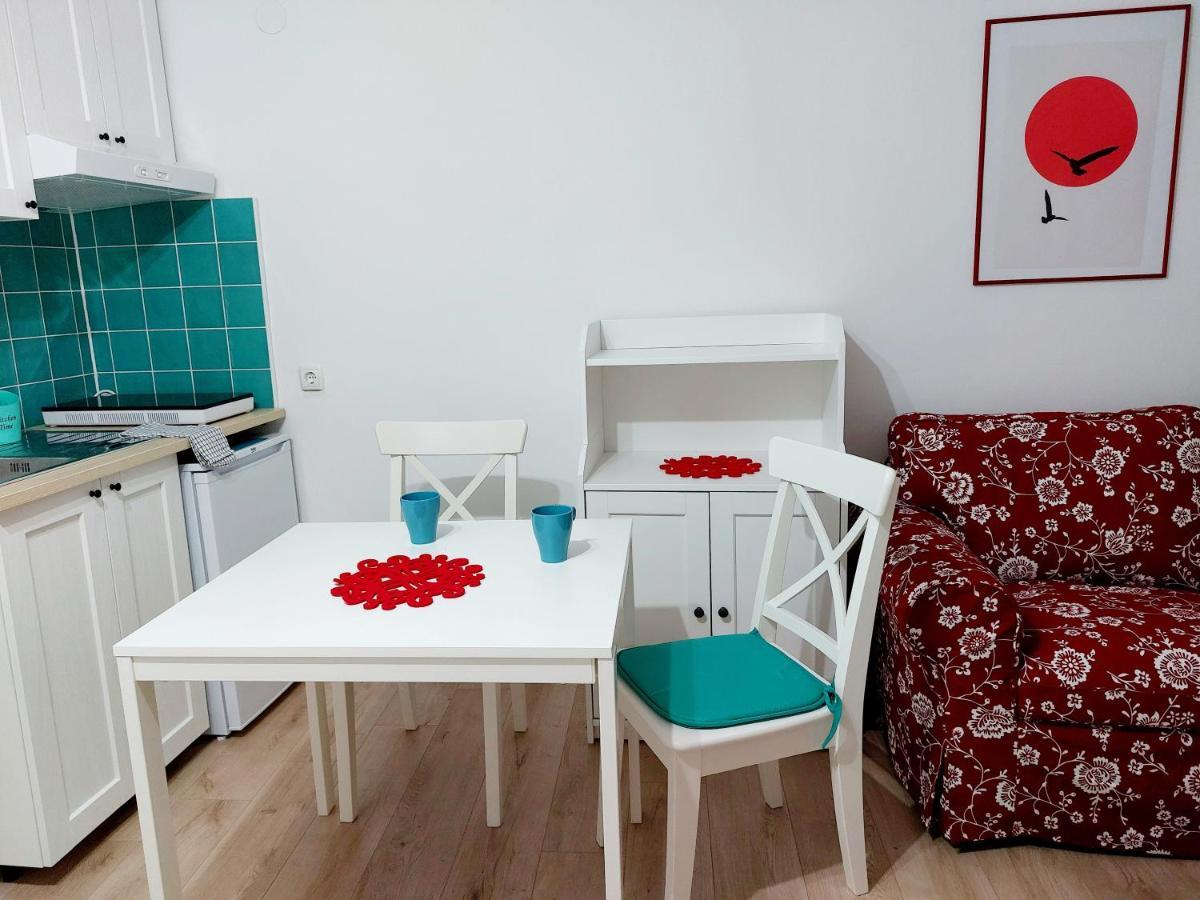 Sha La La - Charming, unique studio in a historic building next to a castle Bakar Extérieur photo